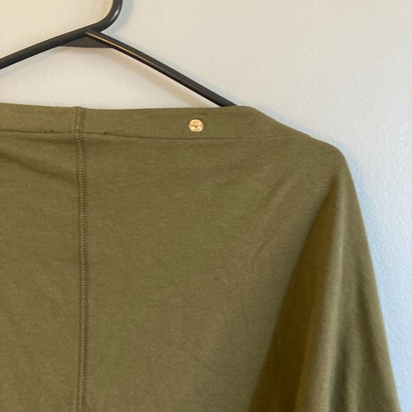 Stella & Dot Olive Green Top with Gold Accents - Picture 7 of 7